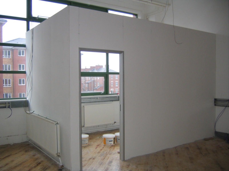 Plastering and dry-lining 