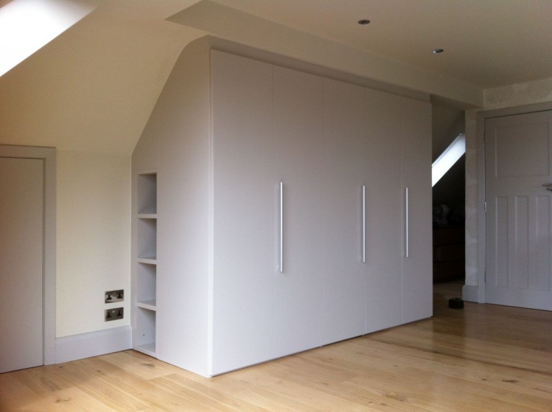 Built-in wardrobes fitting 
