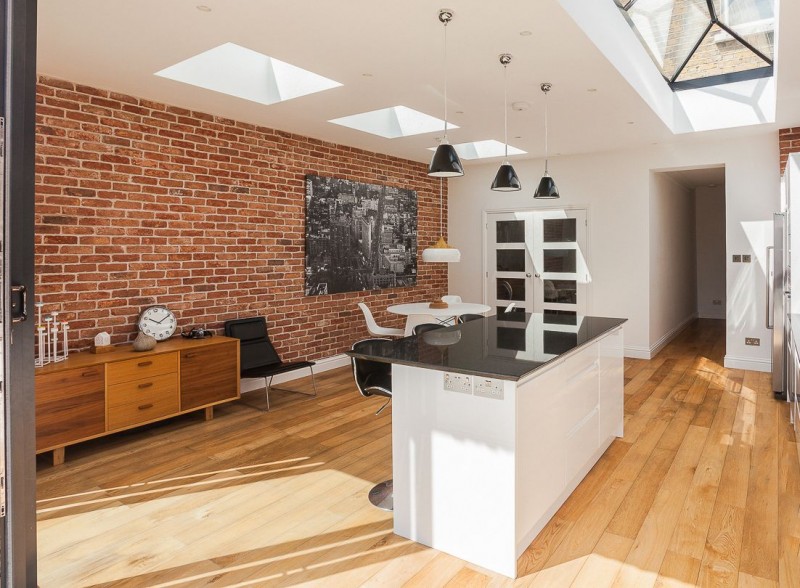 Lighting fixture installation London 