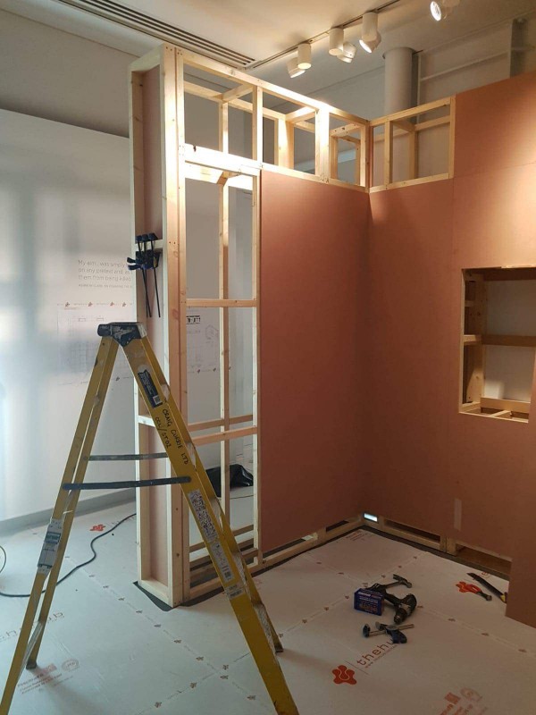 Fitted furniture 