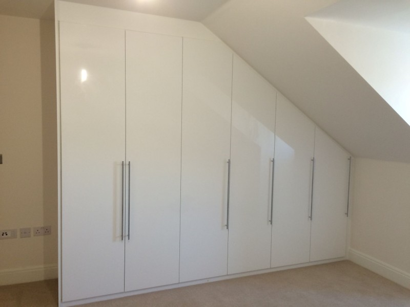 Built-in wardrobes fitting 