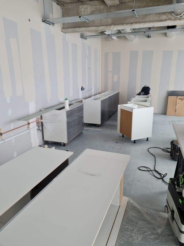 Kitchen fitting and installation 