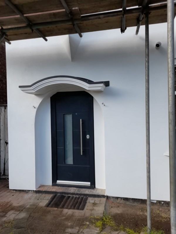 Door fitting and hanging 